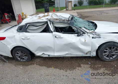 2020 Kia Optima Lx из США, поврежденный, VIN 5XXGT4L33LG402410